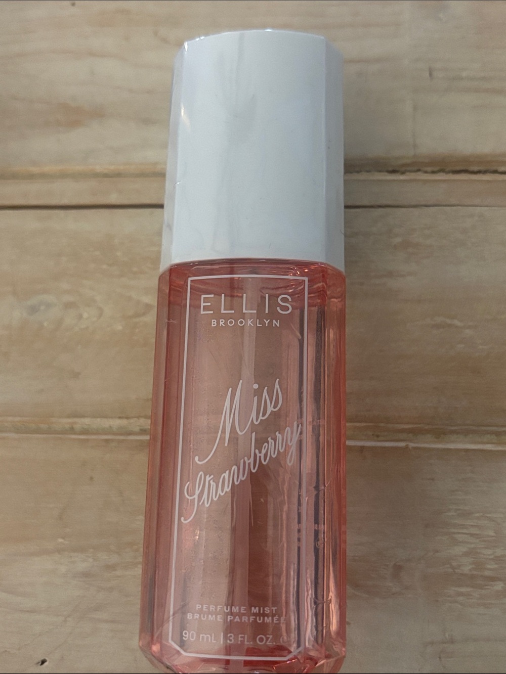 Ellis Brooklyn Miss Strawberry Mist - (920)